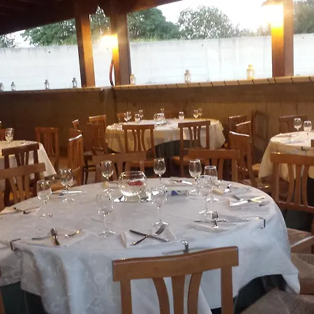 Hotel Il Grottino Di Cirillo Giovanna E C Sas 3*