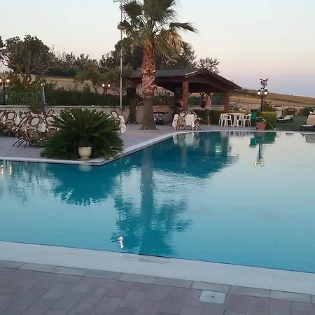 Hotel Il Grottino Di Cirillo Giovanna E C Sas Fragneto Monforte